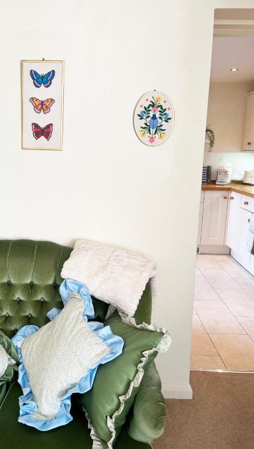 Traditional 2 Bedroom Cottage Stratford-upon-Avon Eksteriør billede